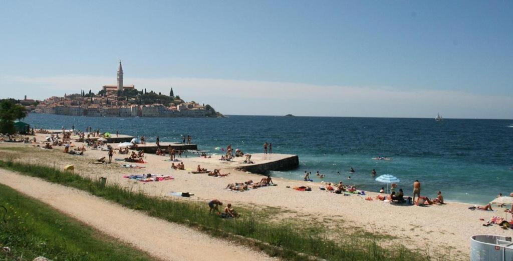 Apartman Sara Rovinj Exteriör bild